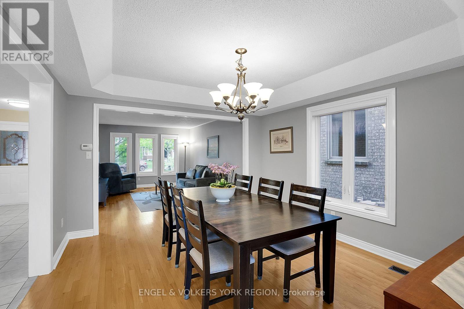 24 Timber Valley Avenue, Richmond Hill, Ontario  L4E 3S6 - Photo 12 - N12418521
