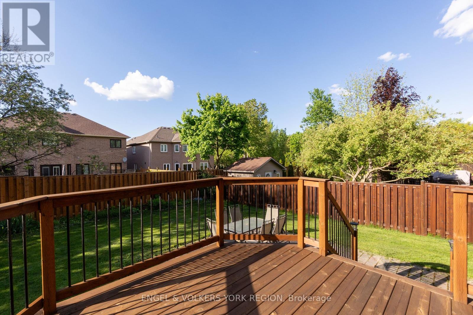 24 Timber Valley Avenue, Richmond Hill, Ontario  L4E 3S6 - Photo 40 - N12418521