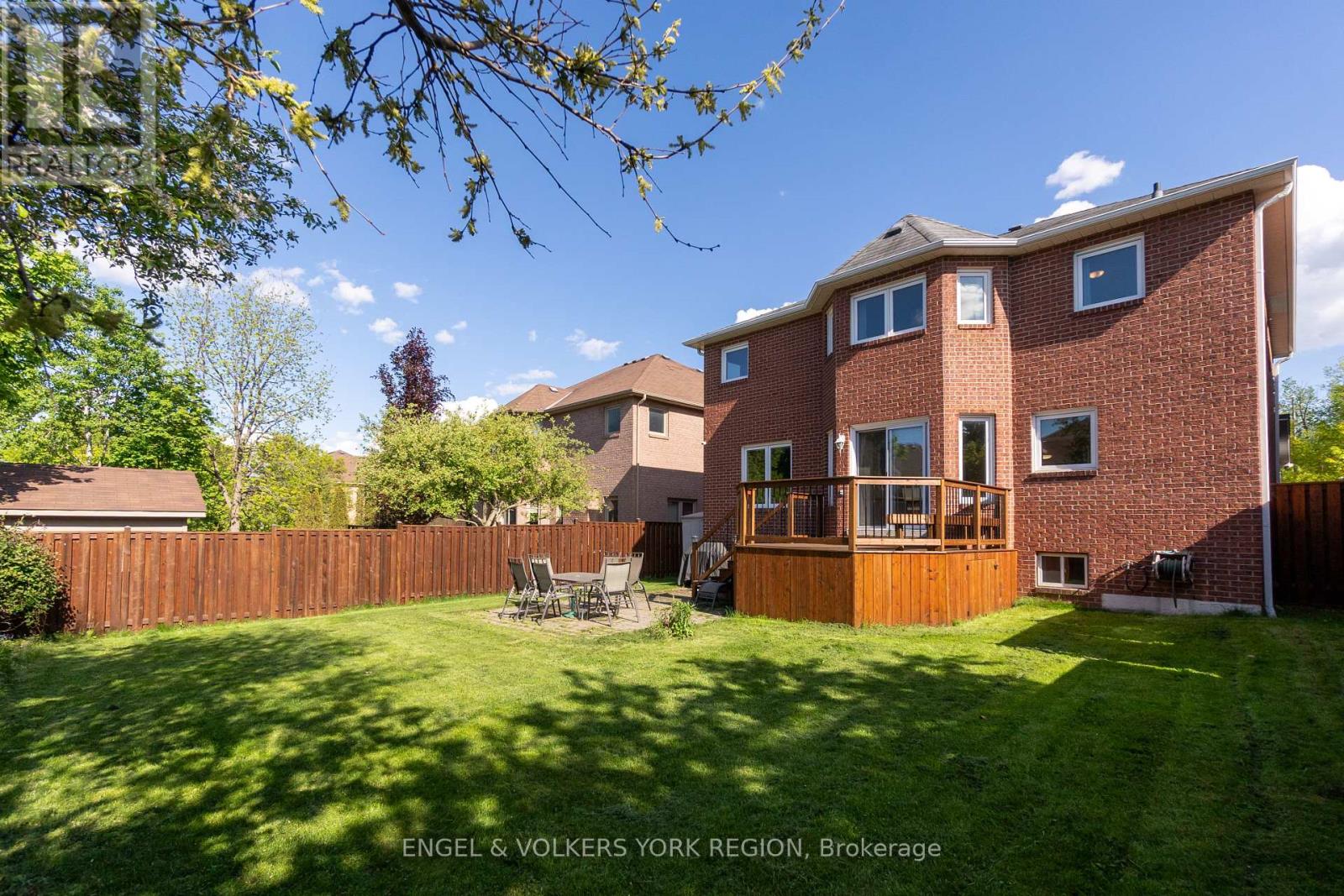 24 Timber Valley Avenue, Richmond Hill, Ontario  L4E 3S6 - Photo 43 - N12418521