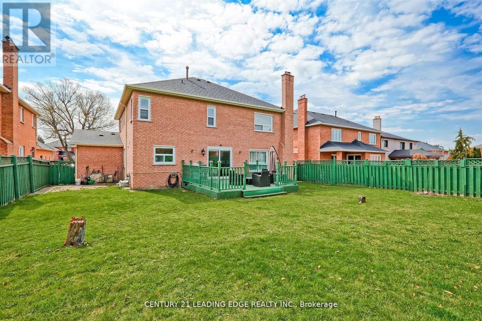 312 Valeria Boulevard, Vaughan, Ontario  L4L 6V7 - Photo 22 - N12418524