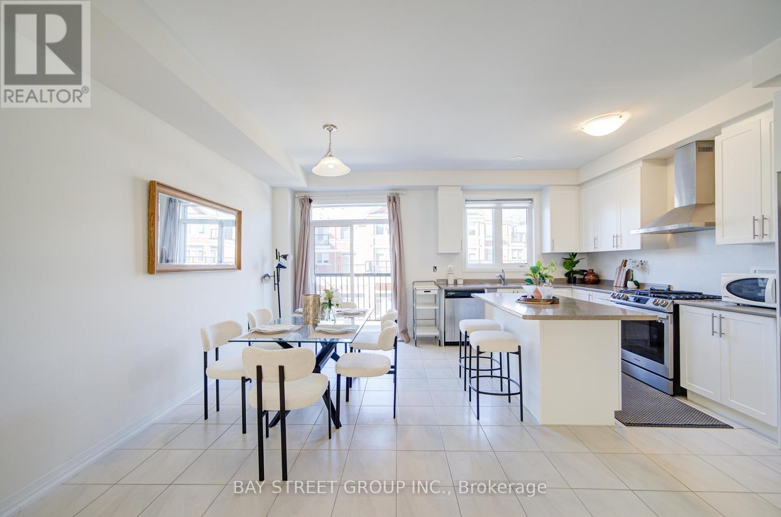 28 Sissons Way, Markham, Ontario  L6B 1R2 - Photo 13 - N12418605