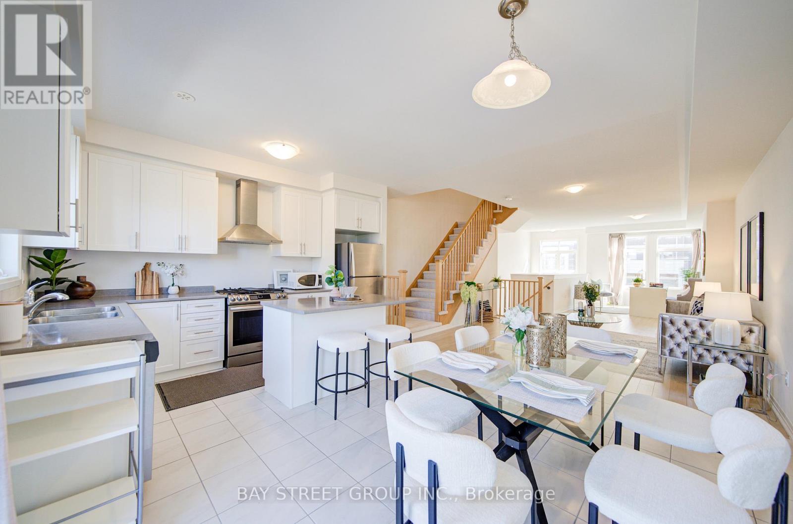 28 Sissons Way, Markham, Ontario  L6B 1R2 - Photo 17 - N12418605