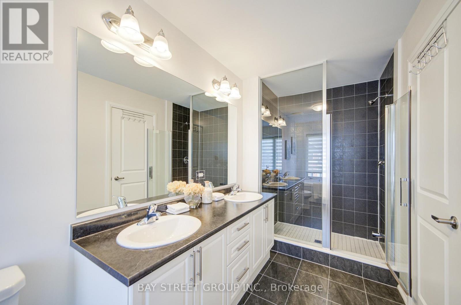 28 Sissons Way, Markham, Ontario  L6B 1R2 - Photo 25 - N12418605