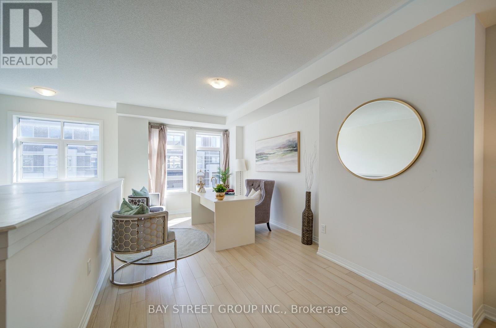 28 Sissons Way, Markham, Ontario  L6B 1R2 - Photo 6 - N12418605