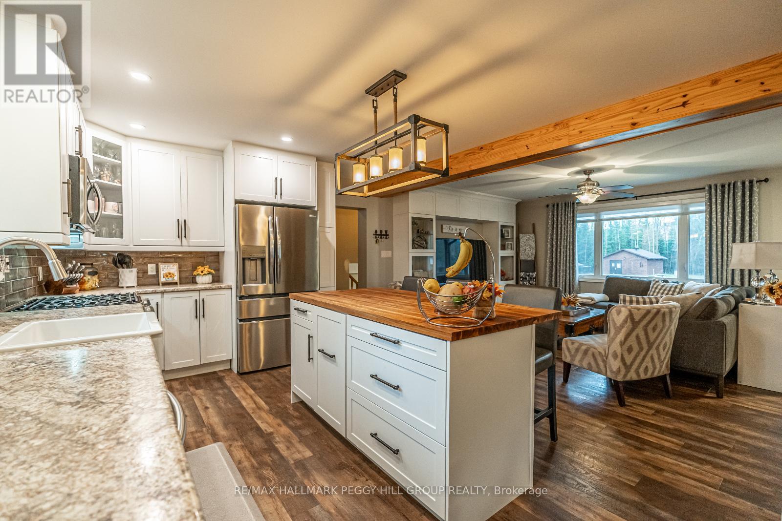 45 Evergreen Avenue, Tiny, Ontario  L0L 1P0 - Photo 6 - S12418469
