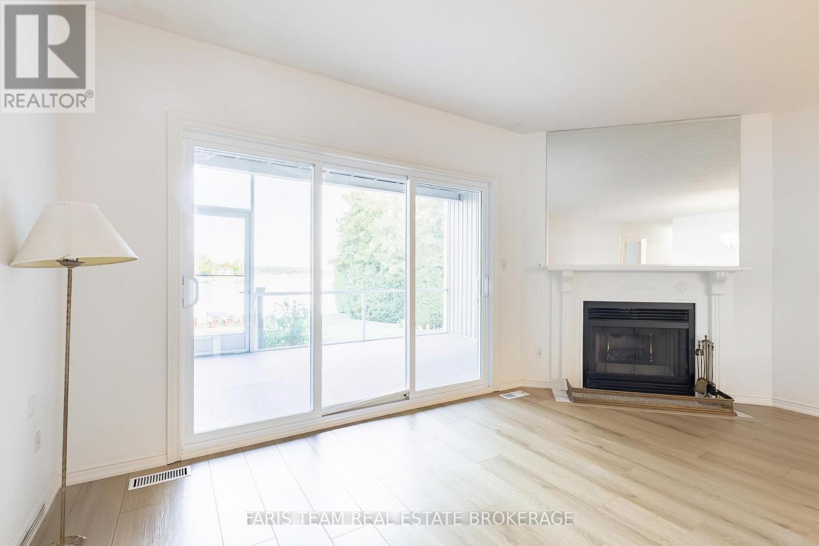 101 - 260 Cedarmere Road, Orillia, Ontario  L3V 7H1 - Photo 11 - S12418580