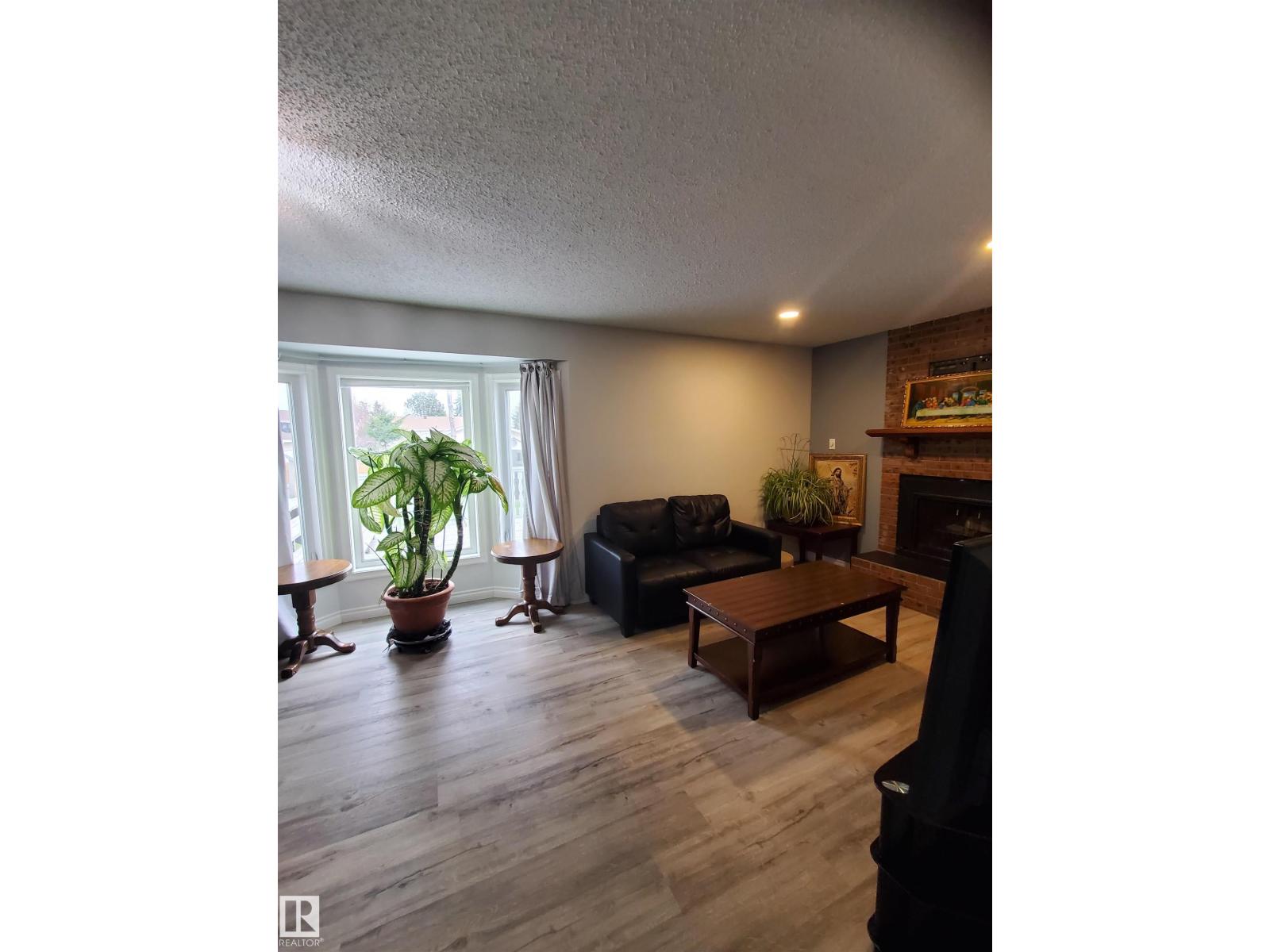 8507 152b Av Nw, Edmonton, Alberta  T5E 5V7 - Photo 8 - E4458890