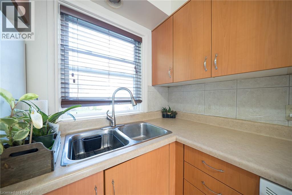 273 Elgin Street Unit# 38, Brantford, Ontario  N3S 5B2 - Photo 5 - 40772172