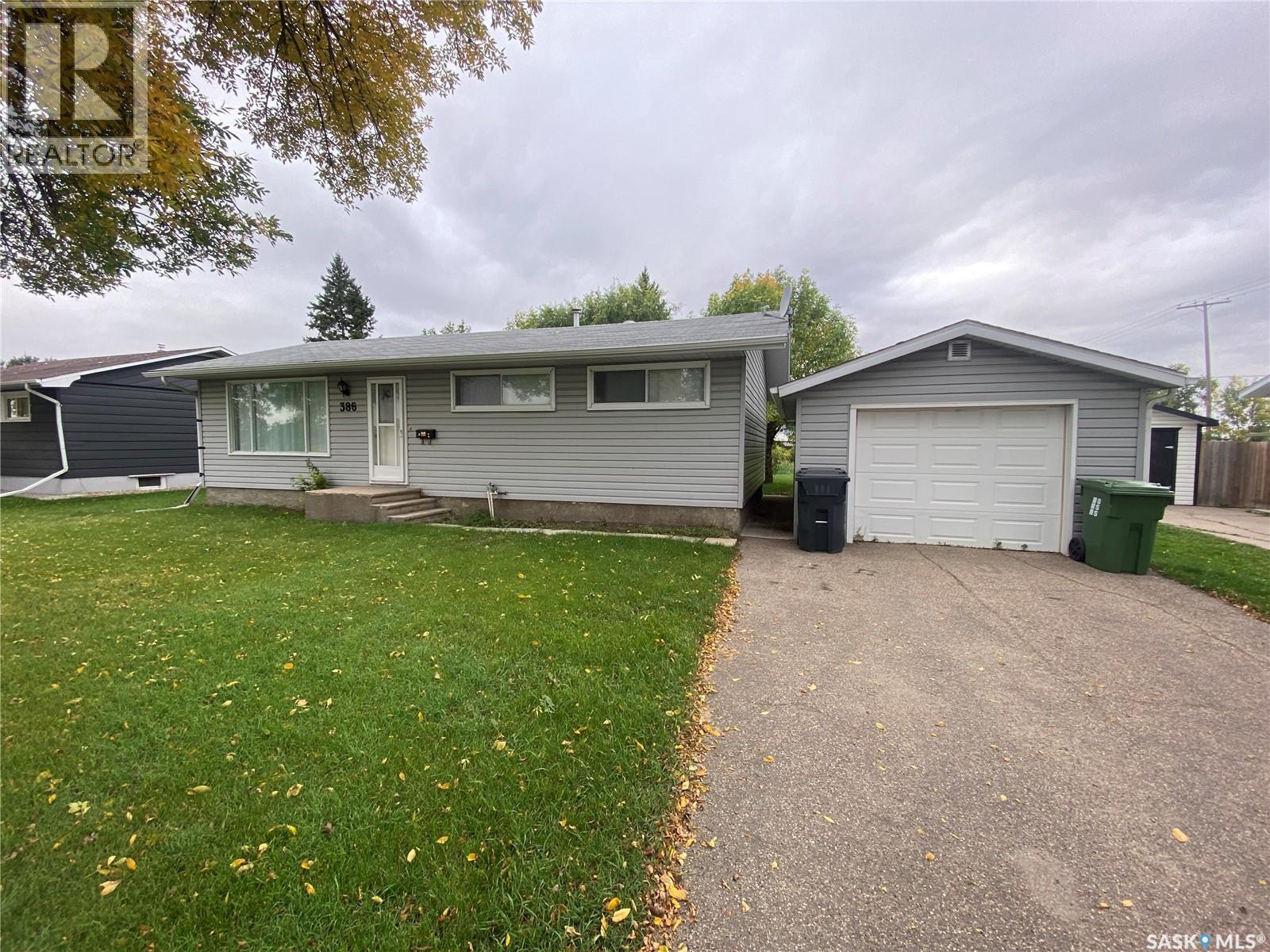 386 Victoria AVENUE, yorkton, Saskatchewan