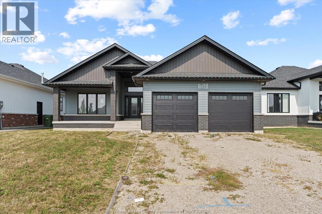 MLS# 25024082: 1712 MUCCI DRIVE, Kingsville, Canada