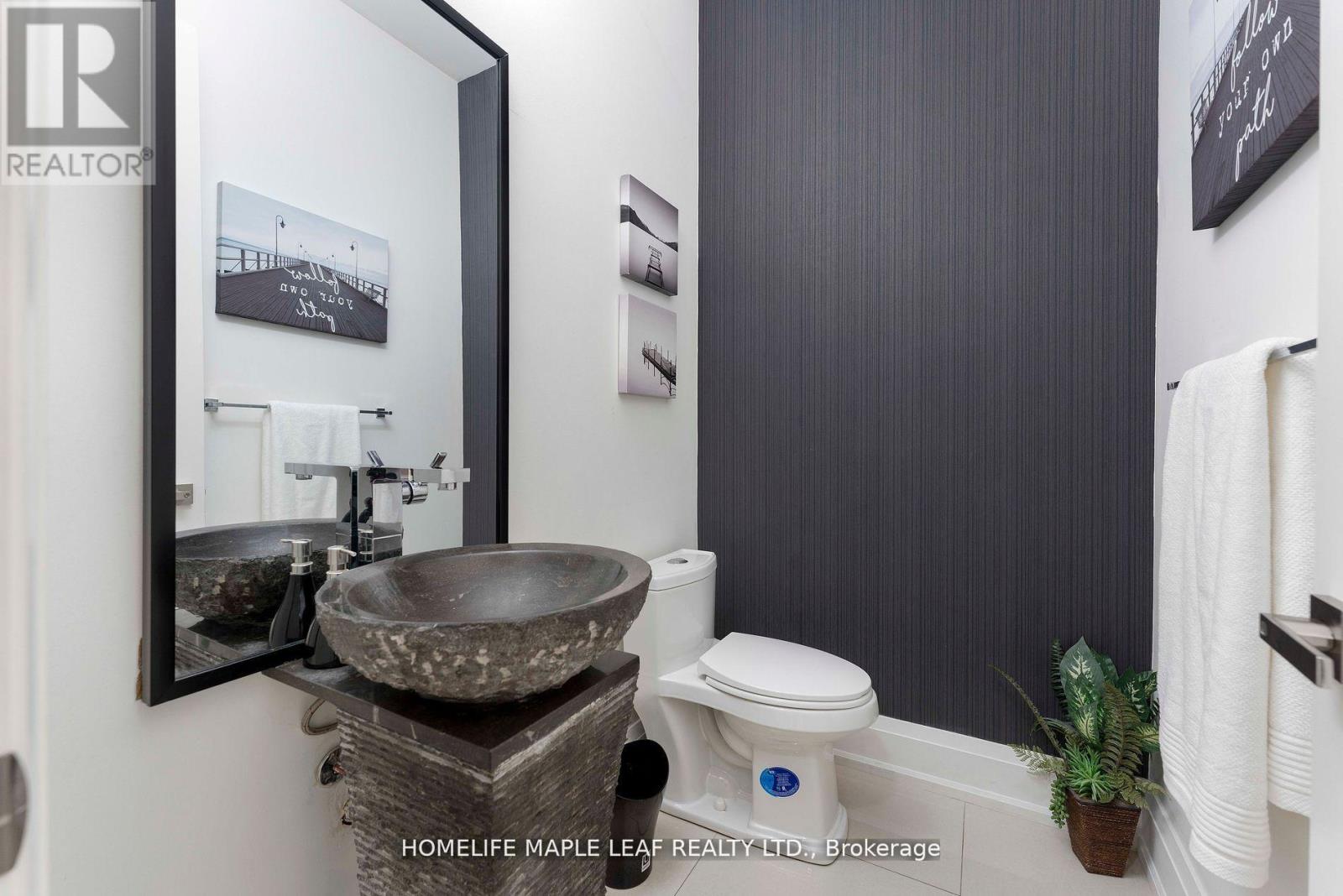 7588 Redstone Road, Mississauga, Ontario  L4T 2B9 - Photo 23 - W12418429