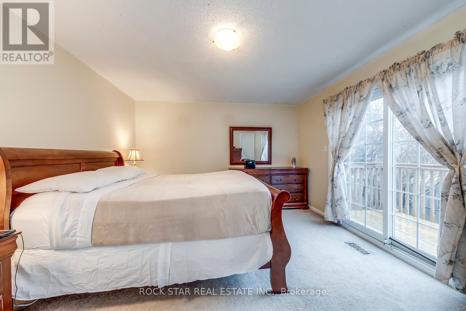 14 Cairnmore Court, Brampton, Ontario  L6Z 1T6 - Photo 20 - W12418471