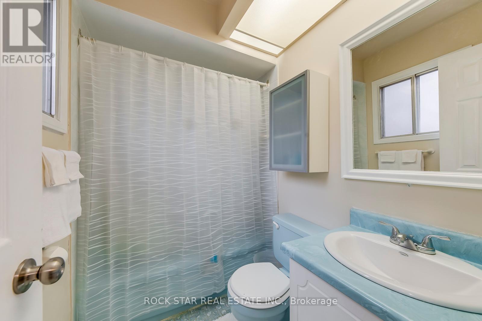 14 Cairnmore Court, Brampton, Ontario  L6Z 1T6 - Photo 21 - W12418471