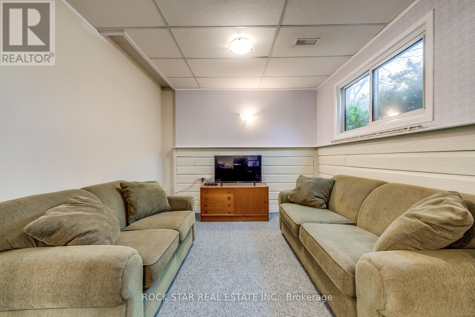 14 Cairnmore Court, Brampton, Ontario  L6Z 1T6 - Photo 28 - W12418471