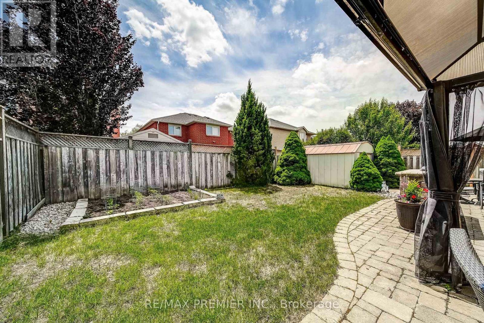 21 Berrydown Drive, Caledon, Ontario  L7E 1L6 - Photo 44 - W12418492