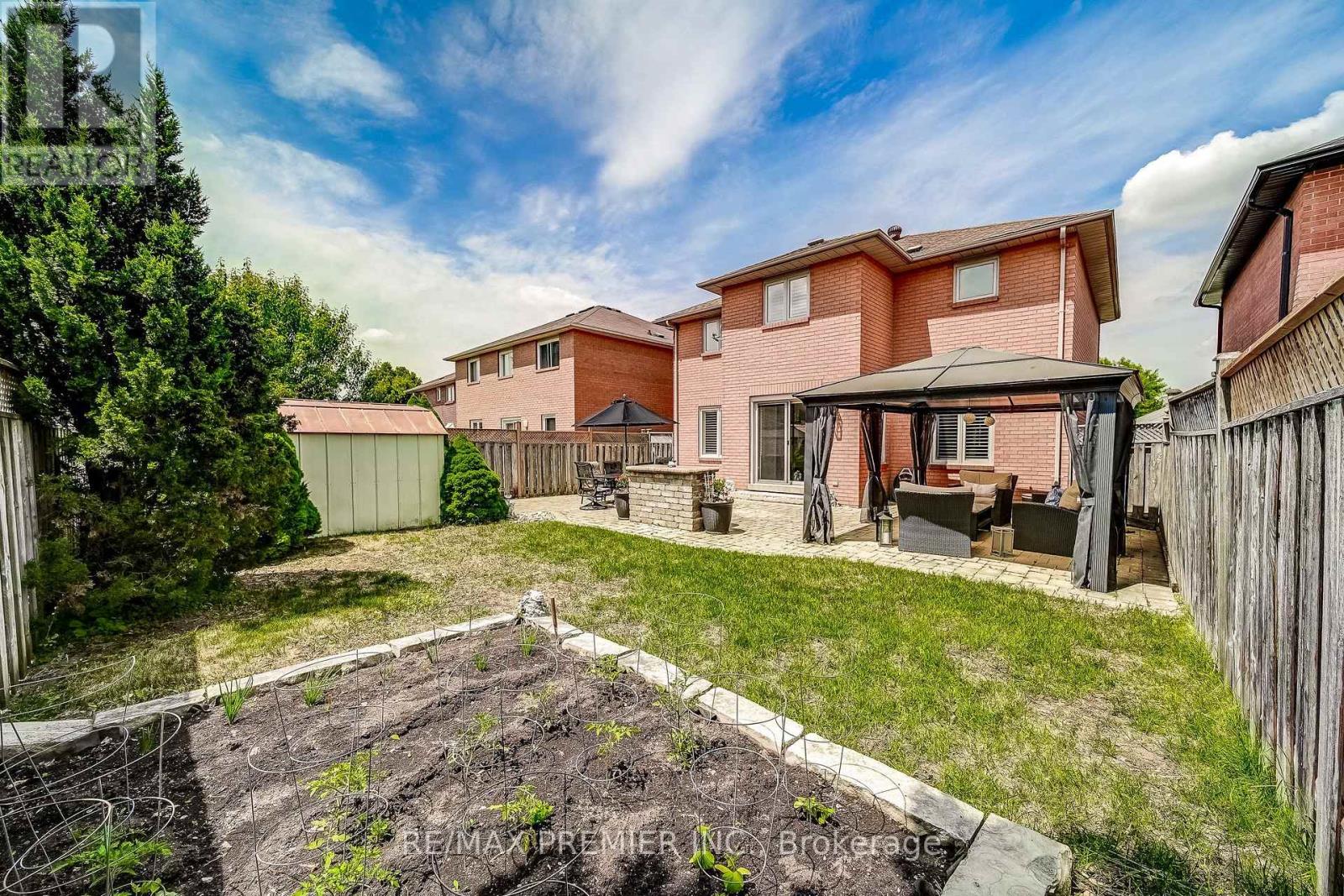 21 Berrydown Drive, Caledon, Ontario  L7E 1L6 - Photo 46 - W12418492