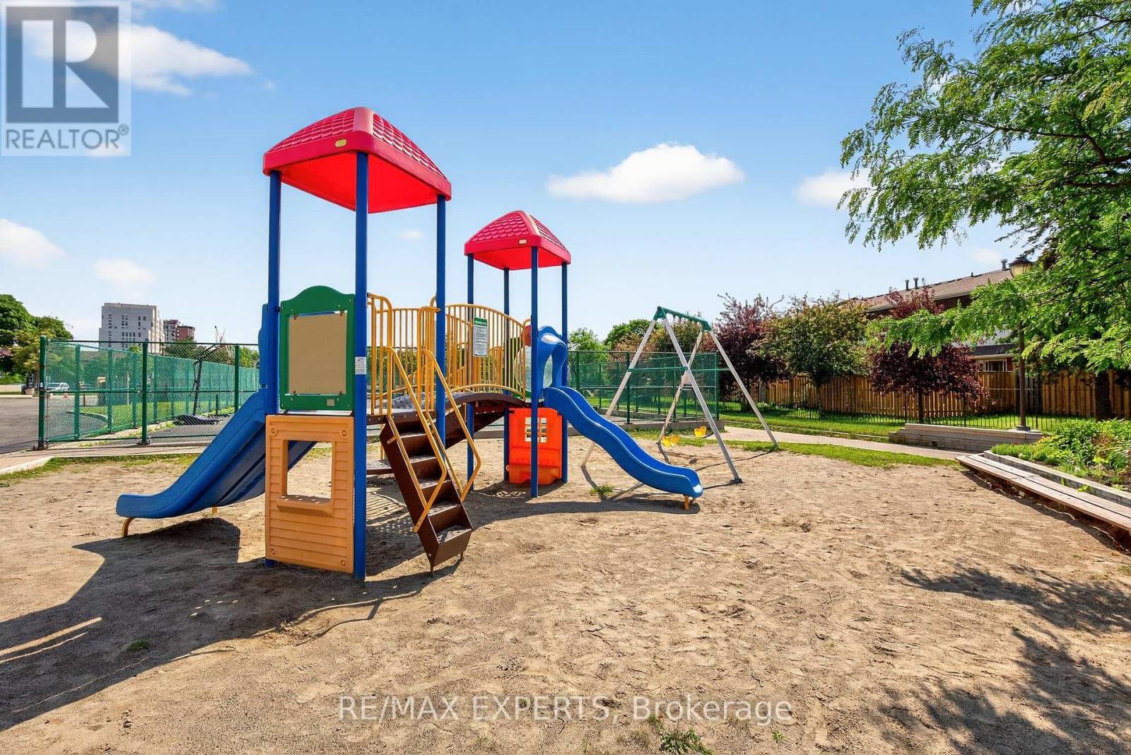 1212 - 2900 Battleford Road, Mississauga, Ontario  L5N 2V9 - Photo 23 - W12418495