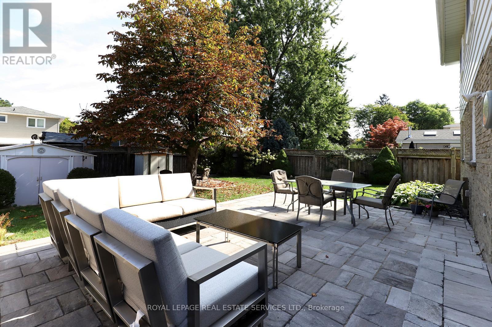2549 Merrington Crescent, Mississauga, Ontario  L5K 2B8 - Photo 33 - W12418503