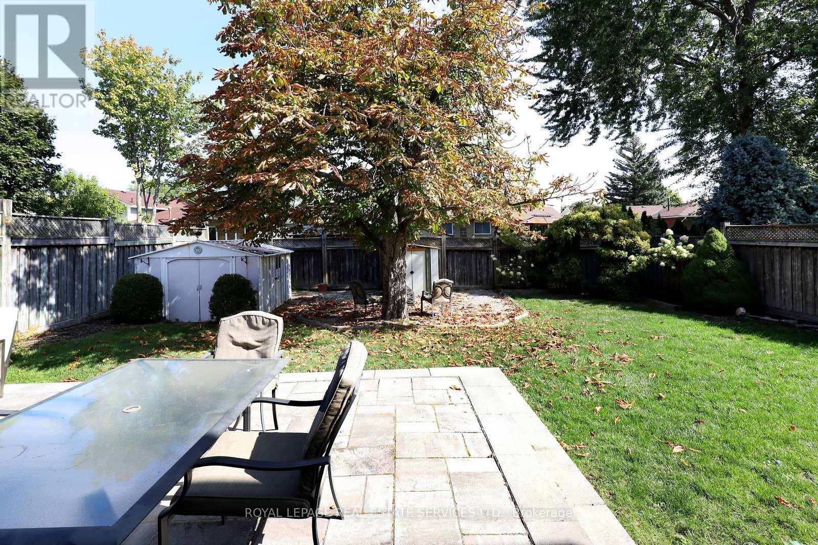 2549 Merrington Crescent, Mississauga, Ontario  L5K 2B8 - Photo 34 - W12418503