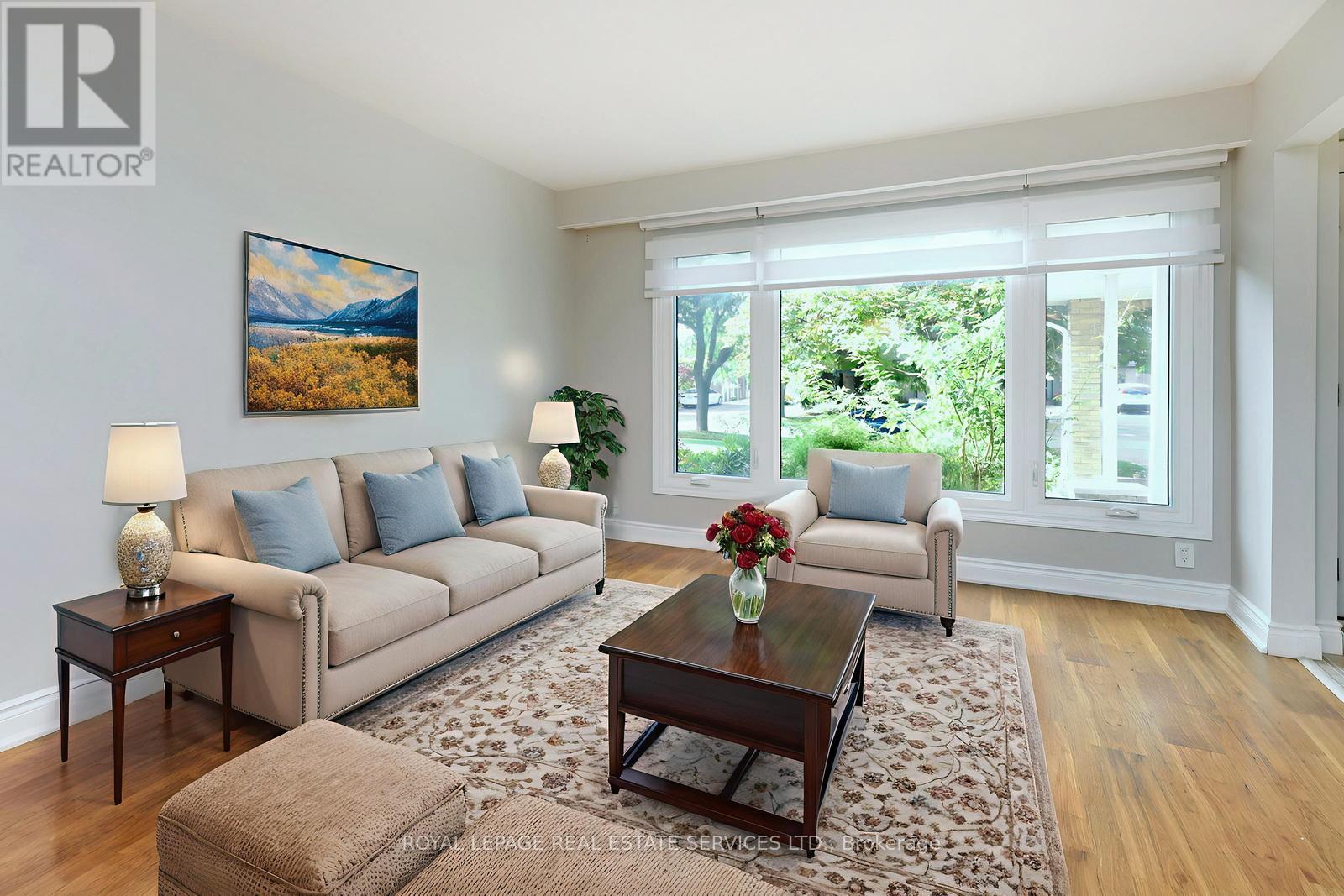 2549 Merrington Crescent, Mississauga, Ontario  L5K 2B8 - Photo 7 - W12418503