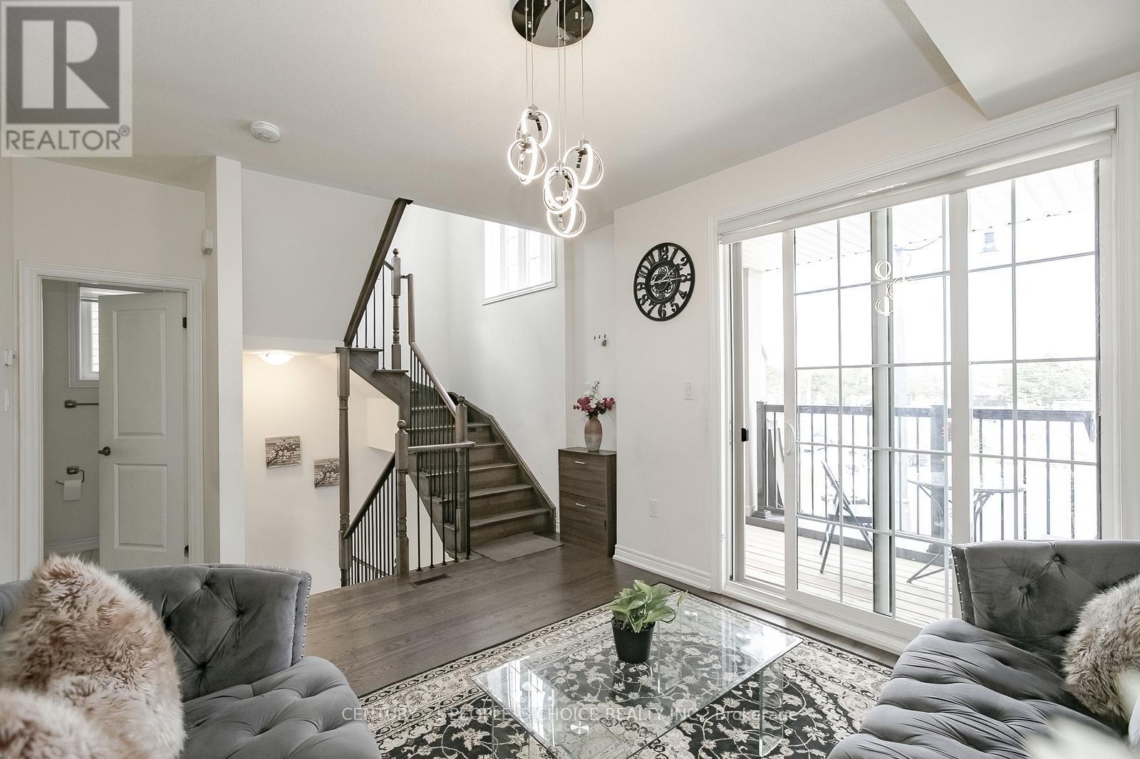 90 Hashmi Place, Brampton, Ontario  L6Y 6J9 - Photo 12 - W12418573