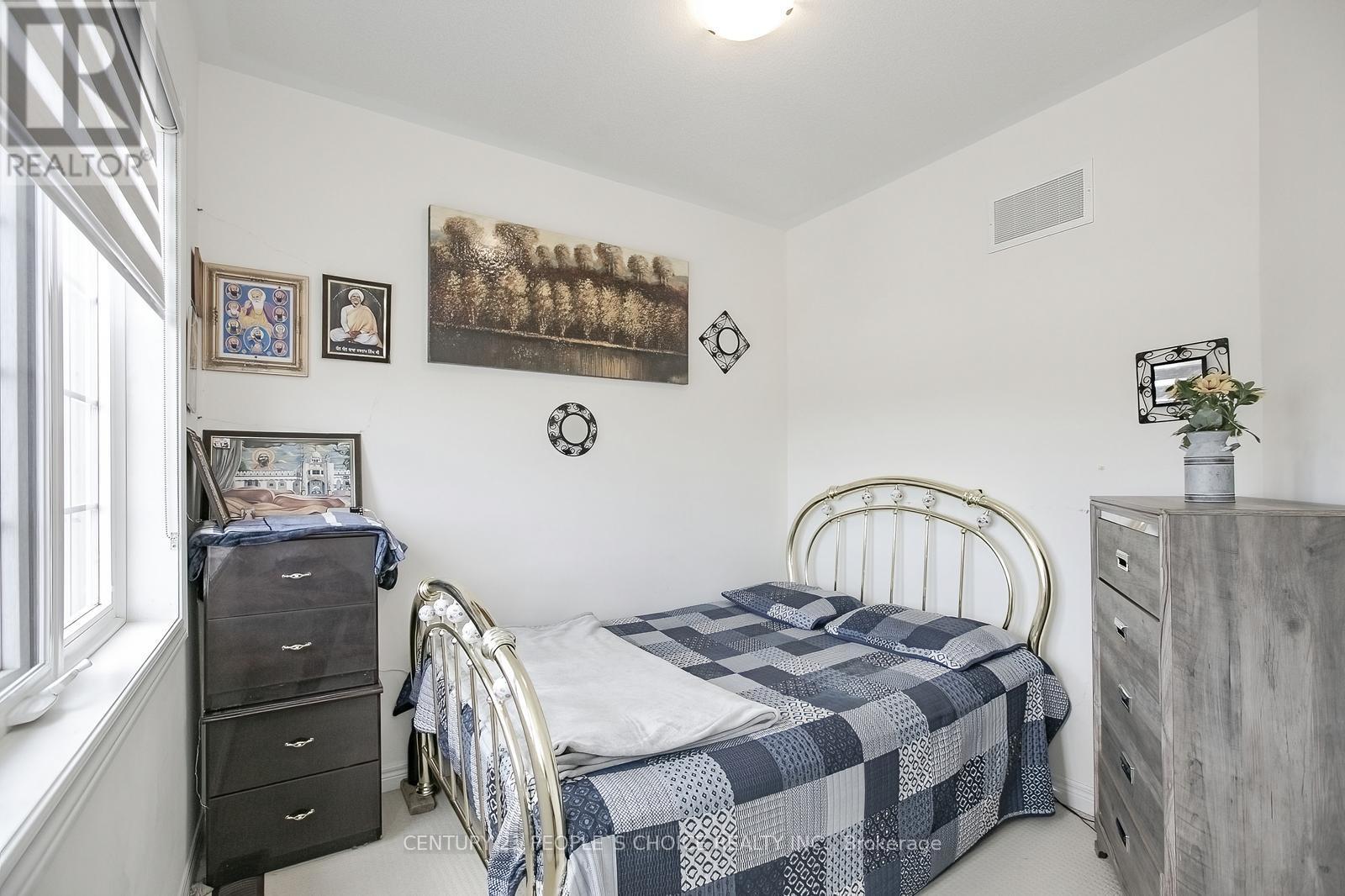 90 Hashmi Place, Brampton, Ontario  L6Y 6J9 - Photo 36 - W12418573