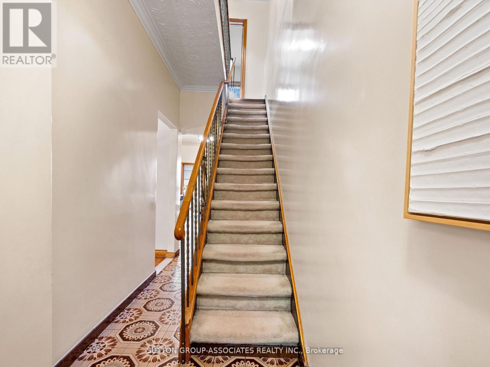 696 Crawford Street, Toronto, Ontario  M6G 3K2 - Photo 16 - C12418650