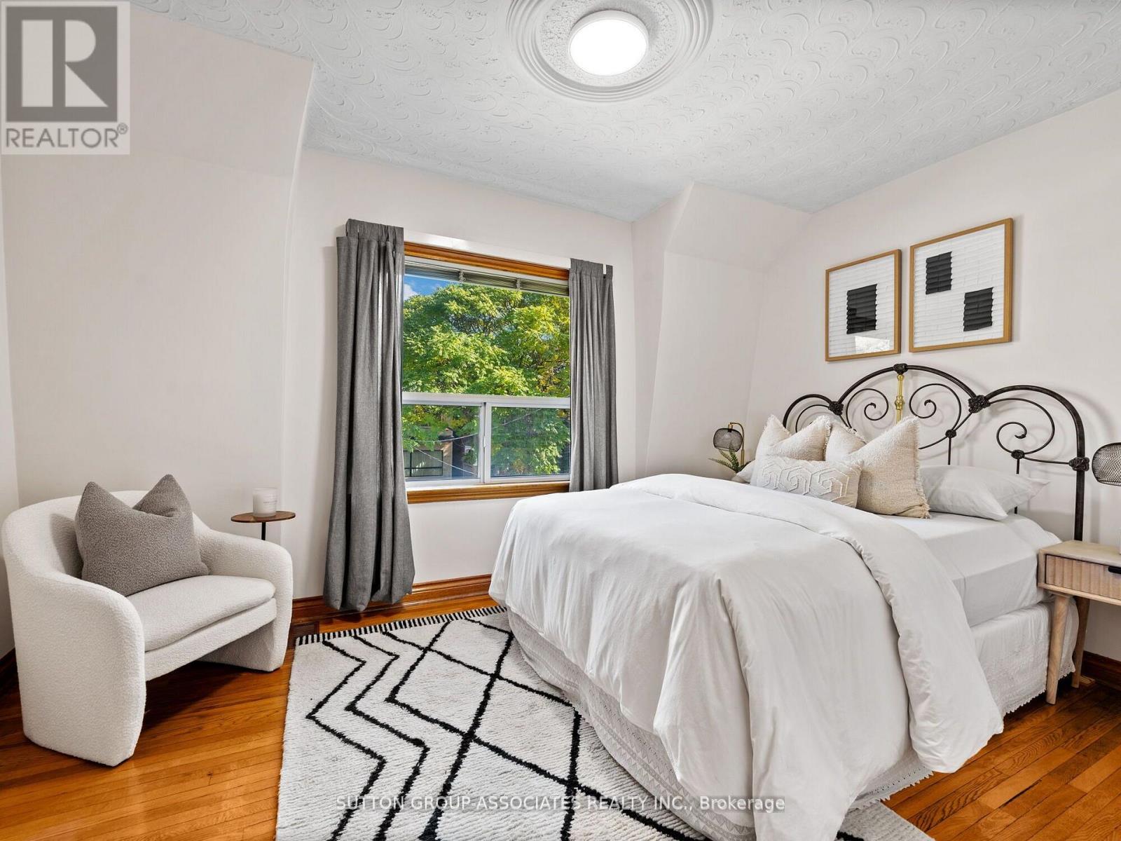 696 Crawford Street, Toronto, Ontario  M6G 3K2 - Photo 17 - C12418650