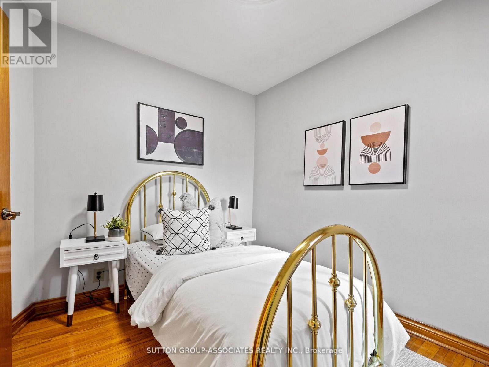 696 Crawford Street, Toronto, Ontario  M6G 3K2 - Photo 19 - C12418650