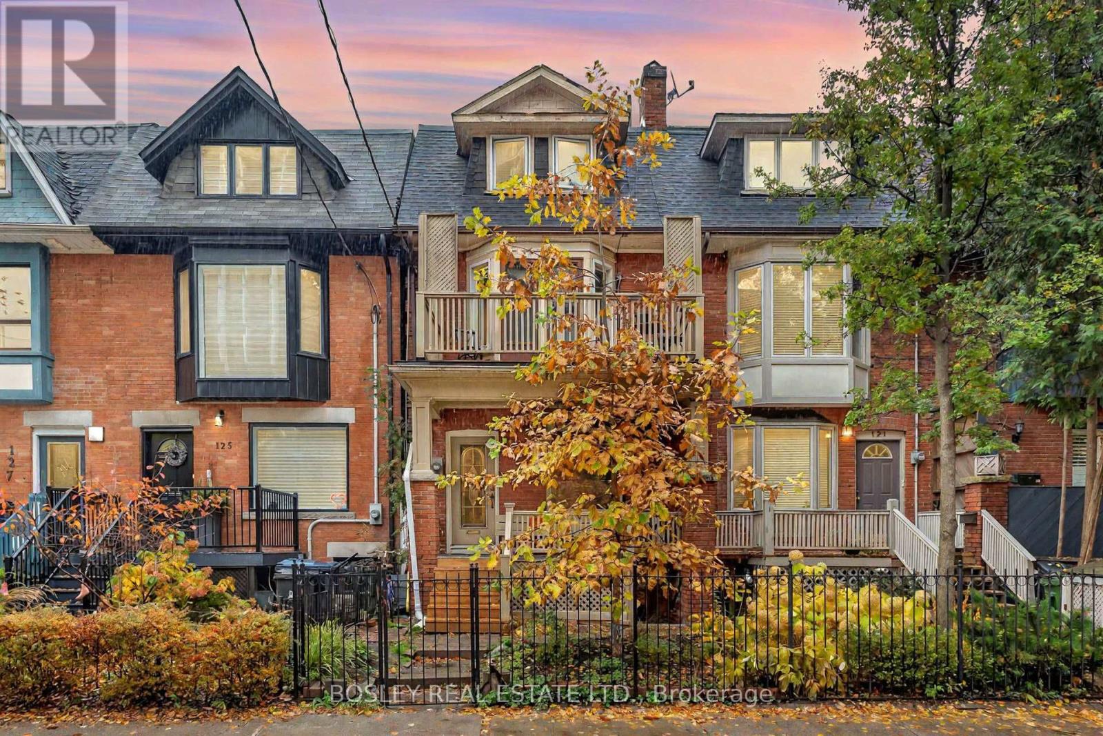 123 Seaton Street, Toronto, Ontario  M5A 2T2 - Photo 1 - C12418692