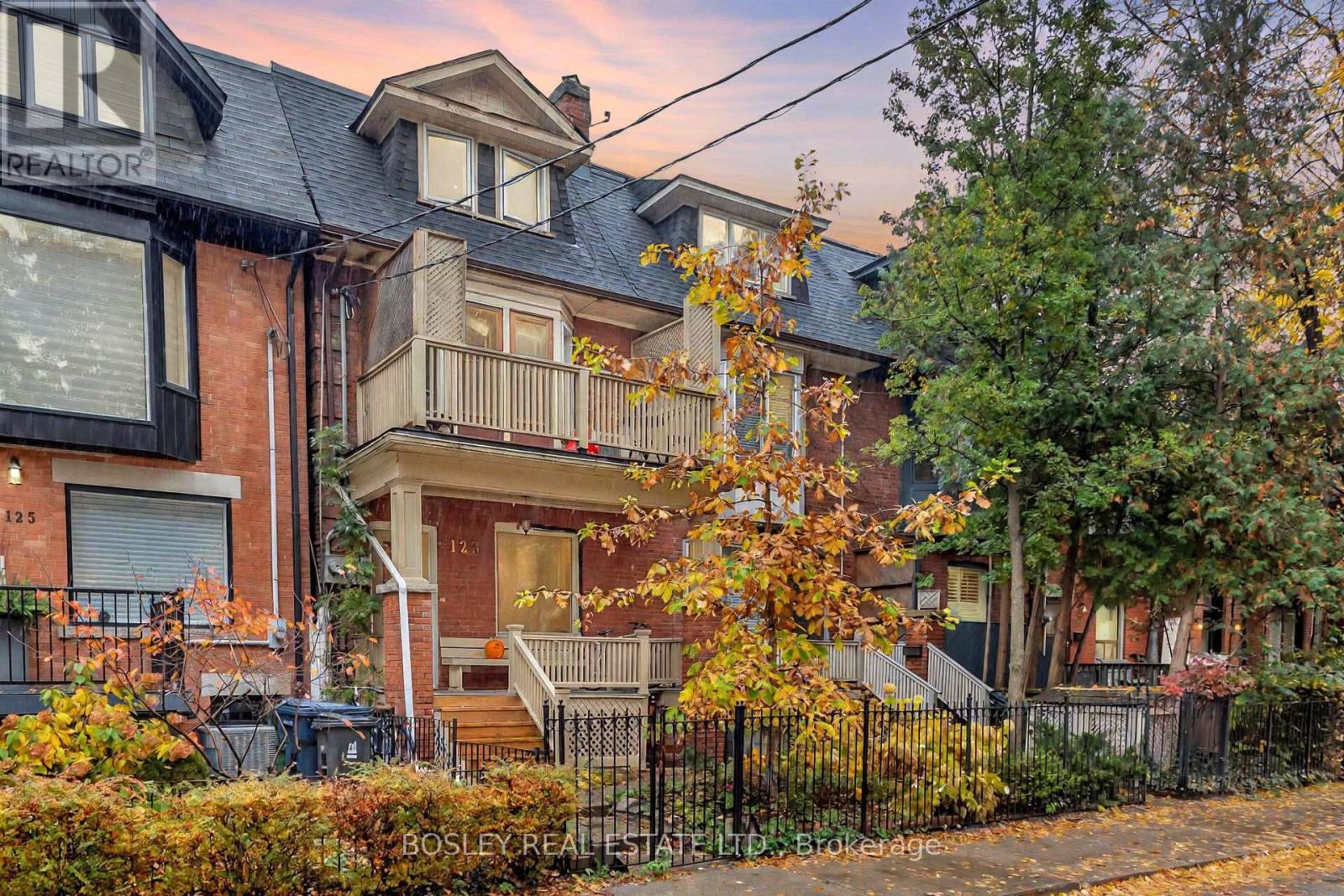 123 Seaton Street, Toronto, Ontario  M5A 2T2 - Photo 2 - C12418692