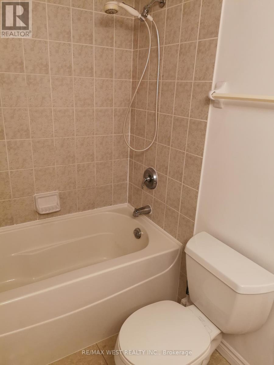 408 - 763 Bay Street, Toronto, Ontario  M5G 2R3 - Photo 13 - C12418701