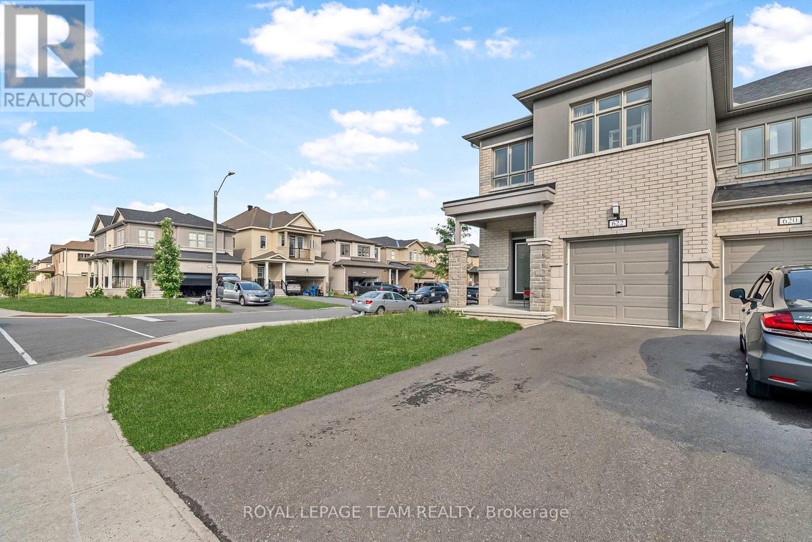 622 Parade Drive, Ottawa, Ontario  K2S 0Y7 - Photo 32 - X12376117