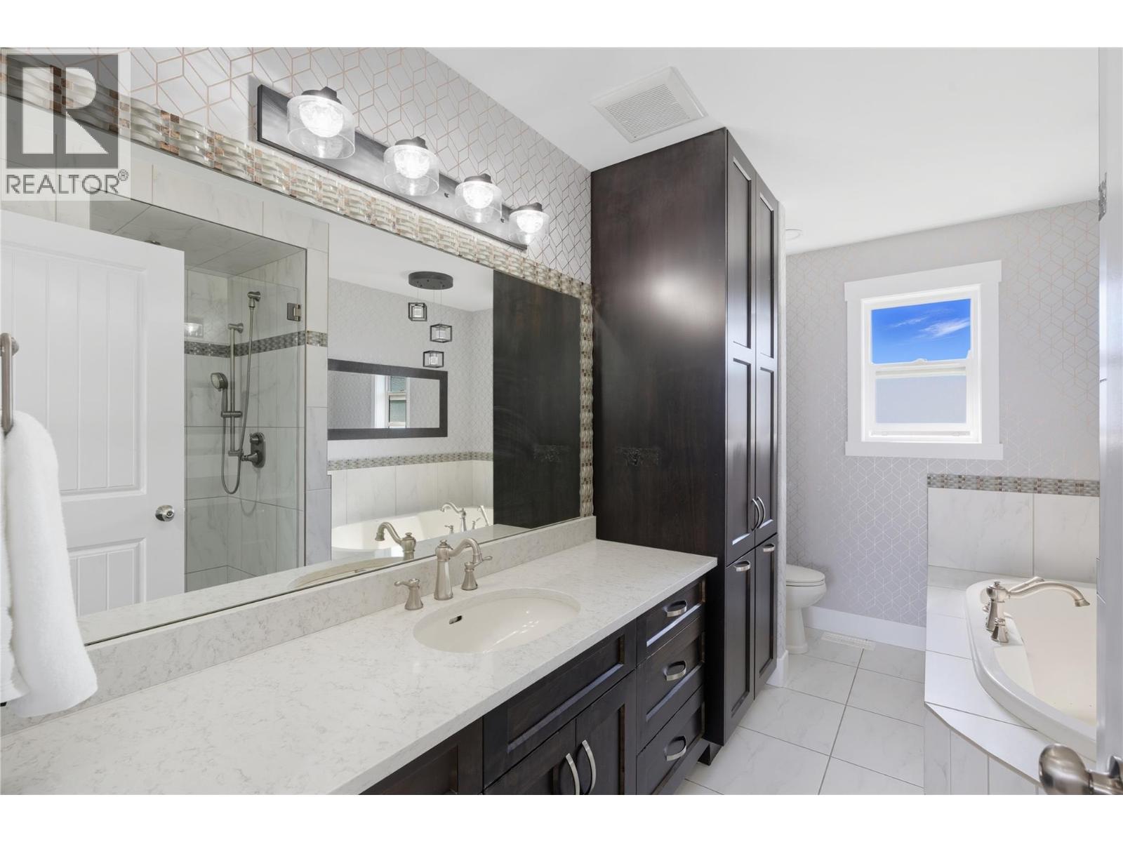 825 Fernie Court, Kamloops, British Columbia  V2C 0A7 - Photo 16 - 10363342