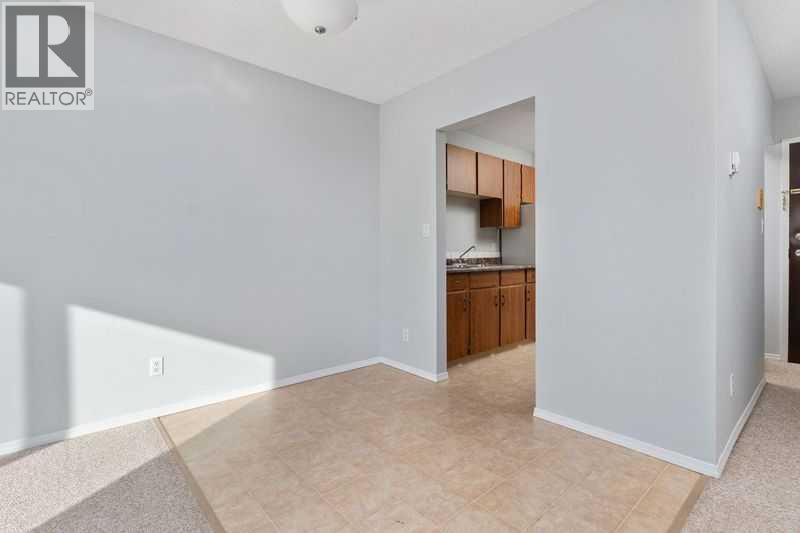 402, 5418 52 Street, Camrose, Alberta  T4V 2J2 - Photo 7 - A2217099