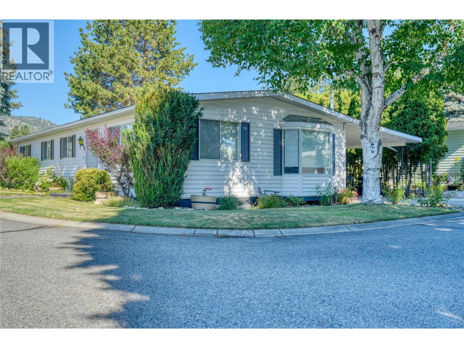 17017 SNOW Avenue Unit# 1, Summerland, British Columbia