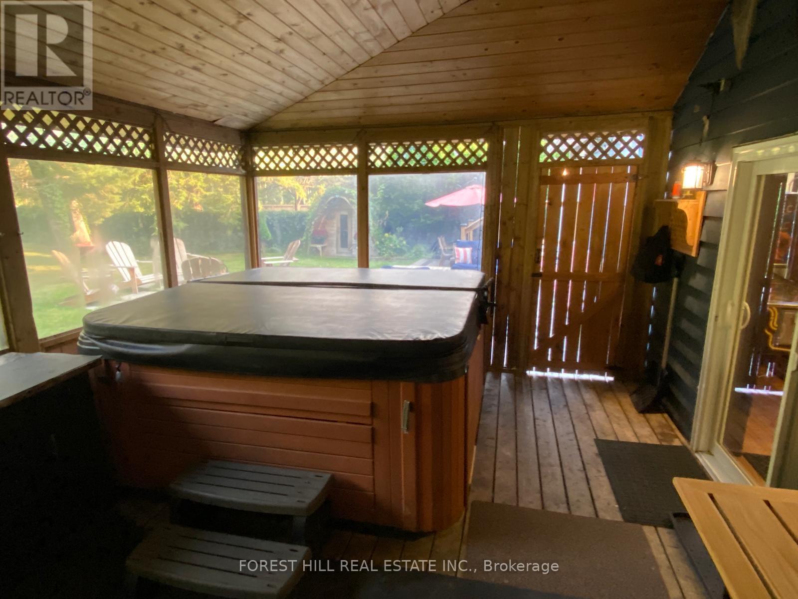 216 Timmons Street, Blue Mountains, Ontario  L9Y 0L2 - Photo 9 - X12418421