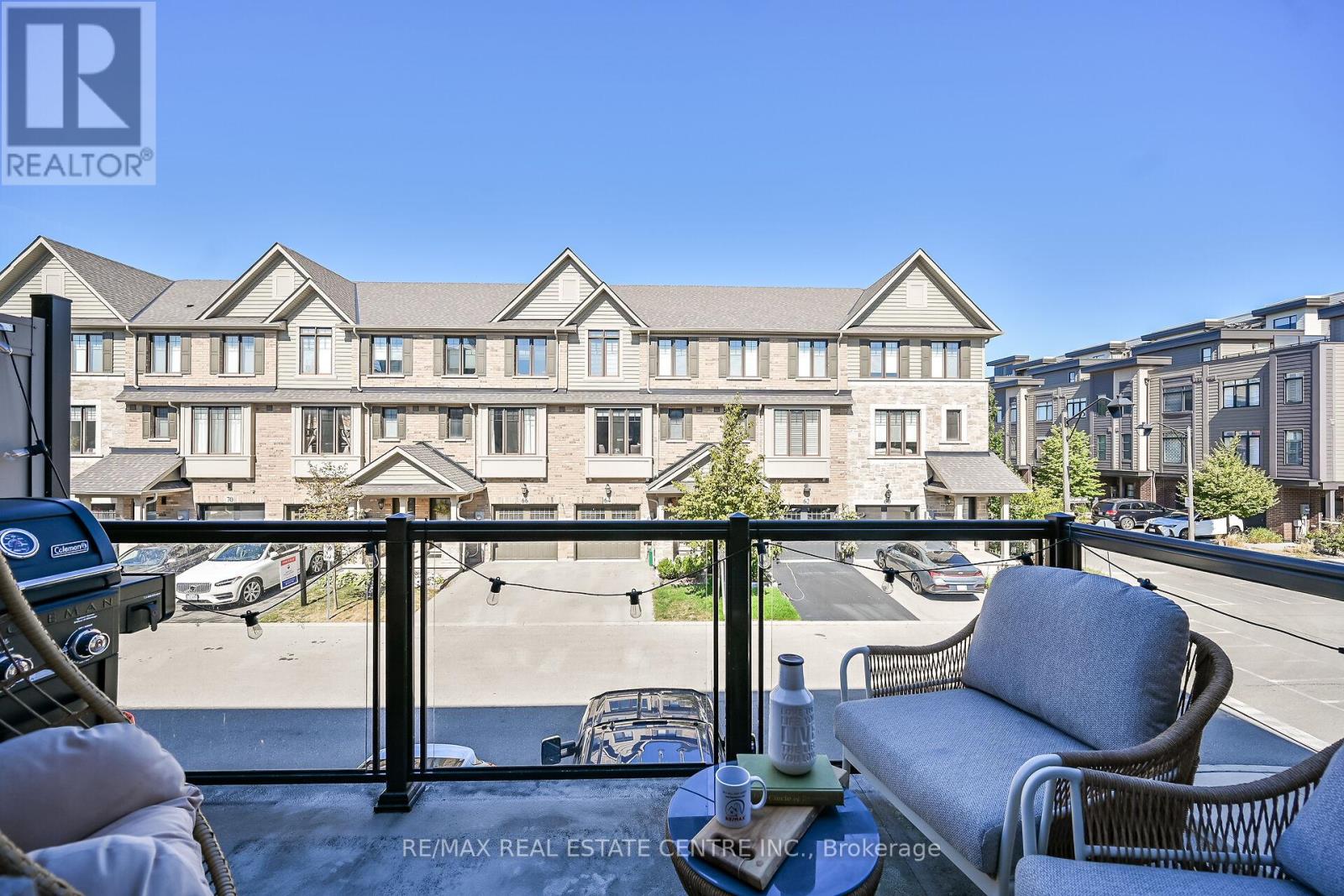 61 Esplanade Lane, Grimsby, Ontario  L3M 0H2 - Photo 32 - X12418474