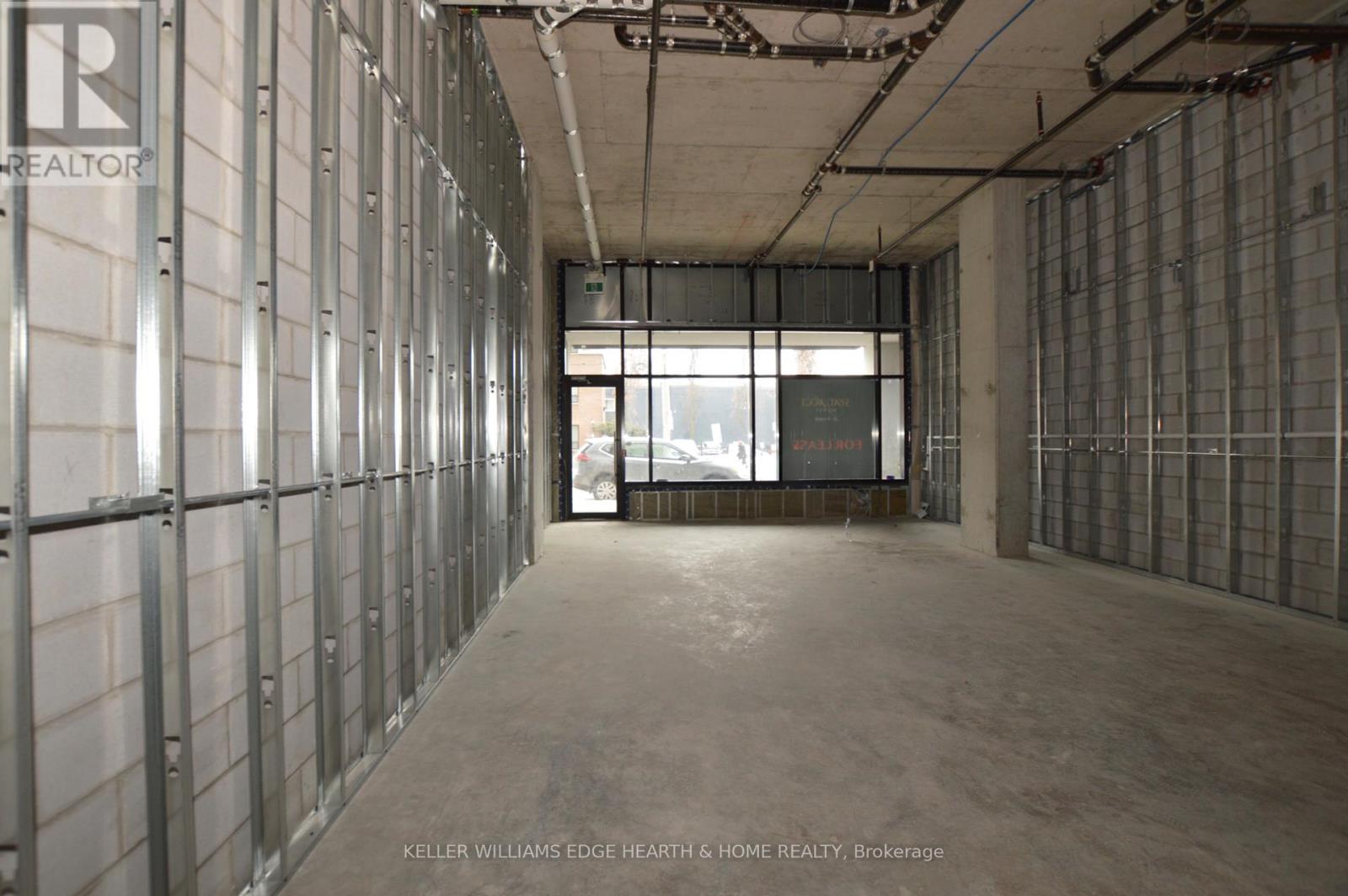 3 - 101 Locke Street S, Hamilton, Ontario L8P 4A6 - Photo 11 - X12418488