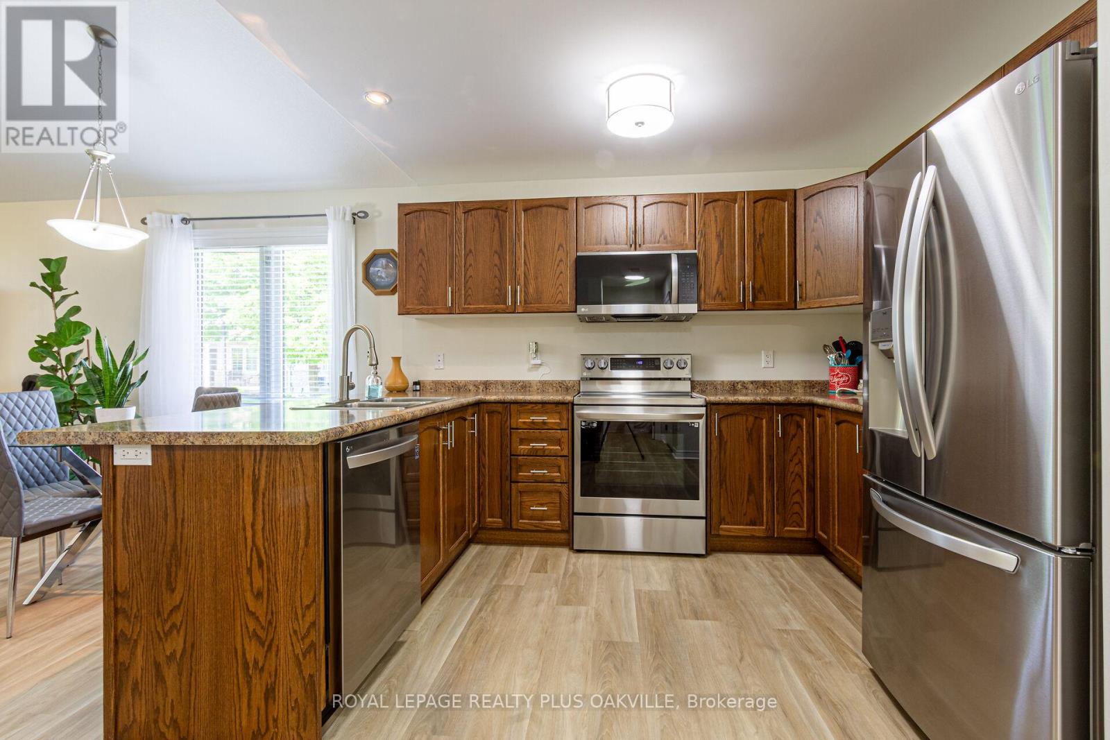21 - 20 Jenny Crescent, West Lincoln, Ontario  L0R 2A0 - Photo 14 - X12418502
