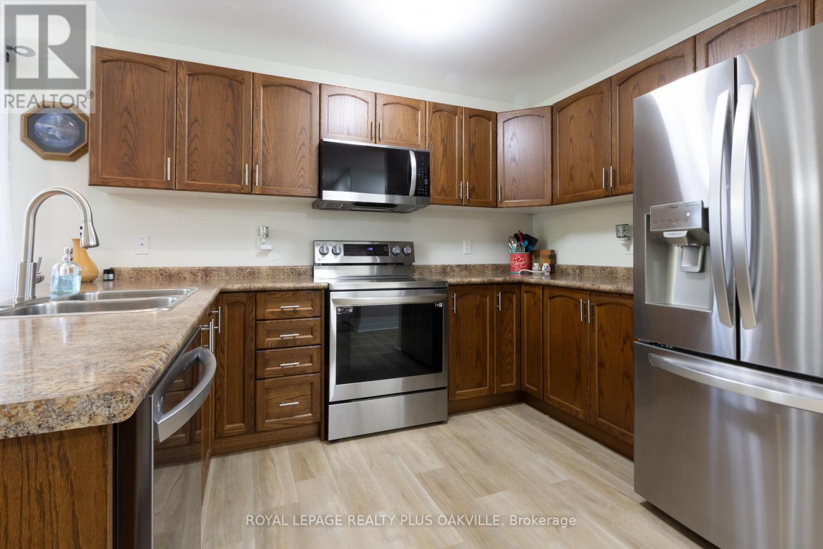21 - 20 Jenny Crescent, West Lincoln, Ontario  L0R 2A0 - Photo 16 - X12418502