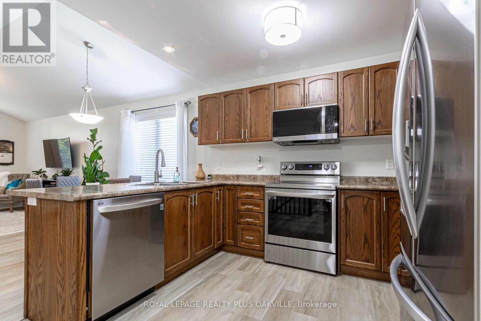 21 - 20 Jenny Crescent, West Lincoln, Ontario  L0R 2A0 - Photo 17 - X12418502