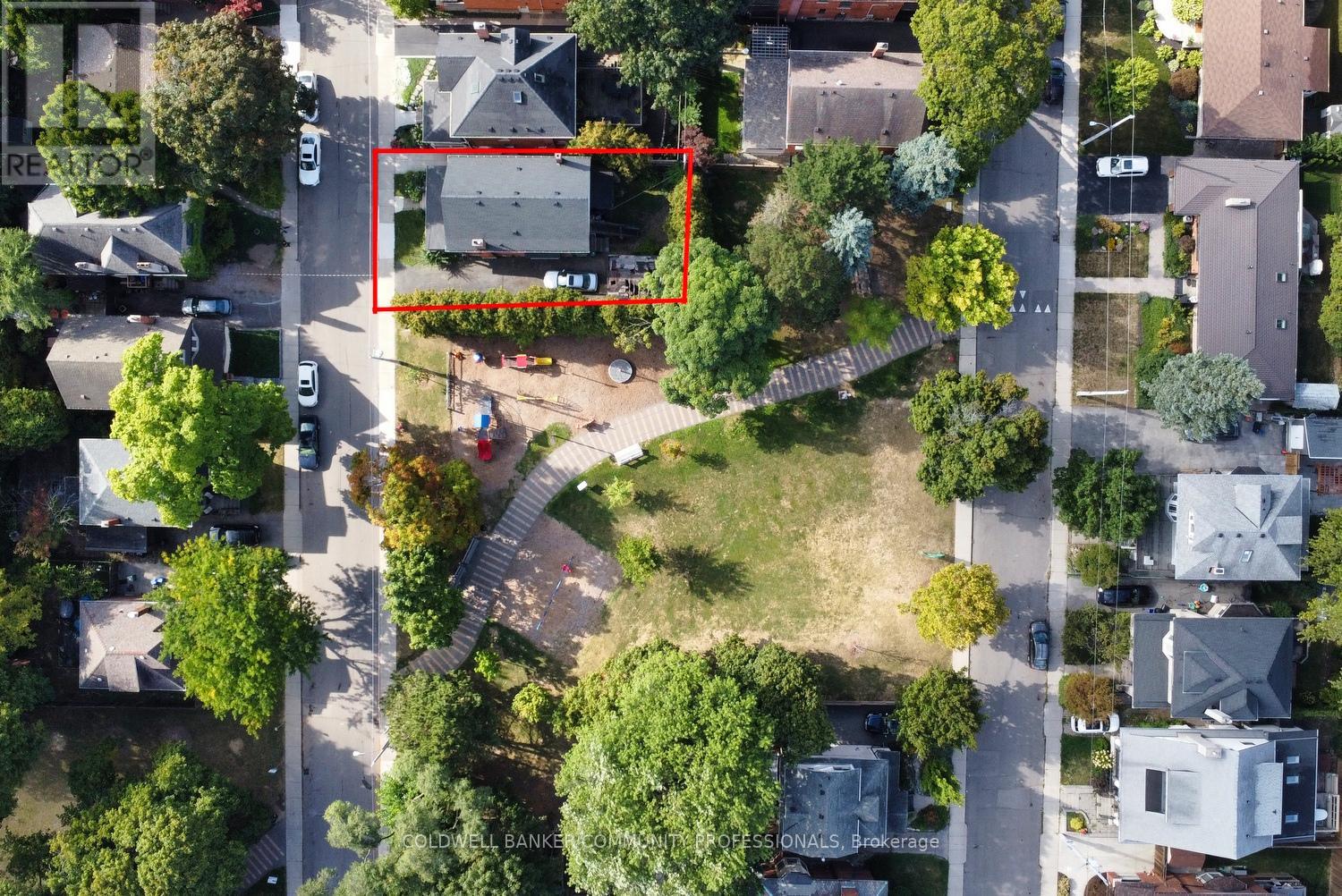 14 Spruceside Avenue, Hamilton, Ontario  L8P 3Y3 - Photo 32 - X12418555