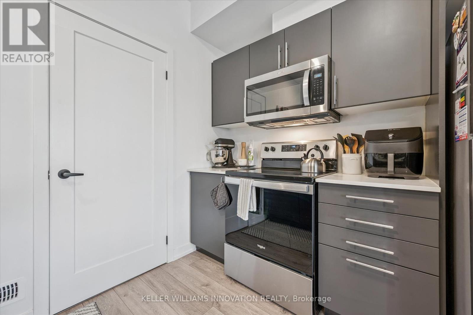 53 - 205 West Oak Trail, Kitchener, Ontario  N2R 0R9 - Photo 14 - X12418557