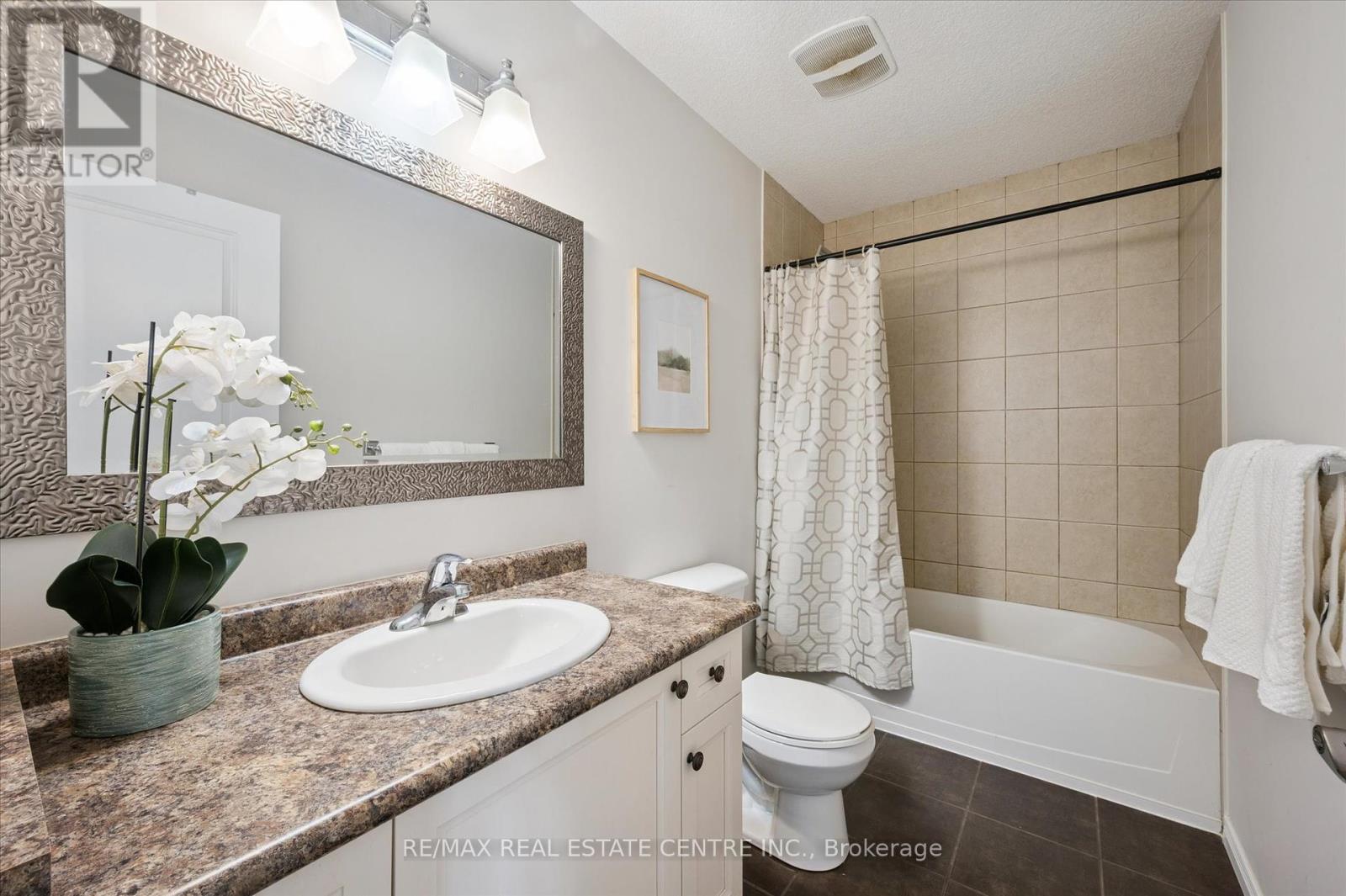 267 Hardcastle Drive, Cambridge, Ontario  N1S 0A9 - Photo 27 - X12418602