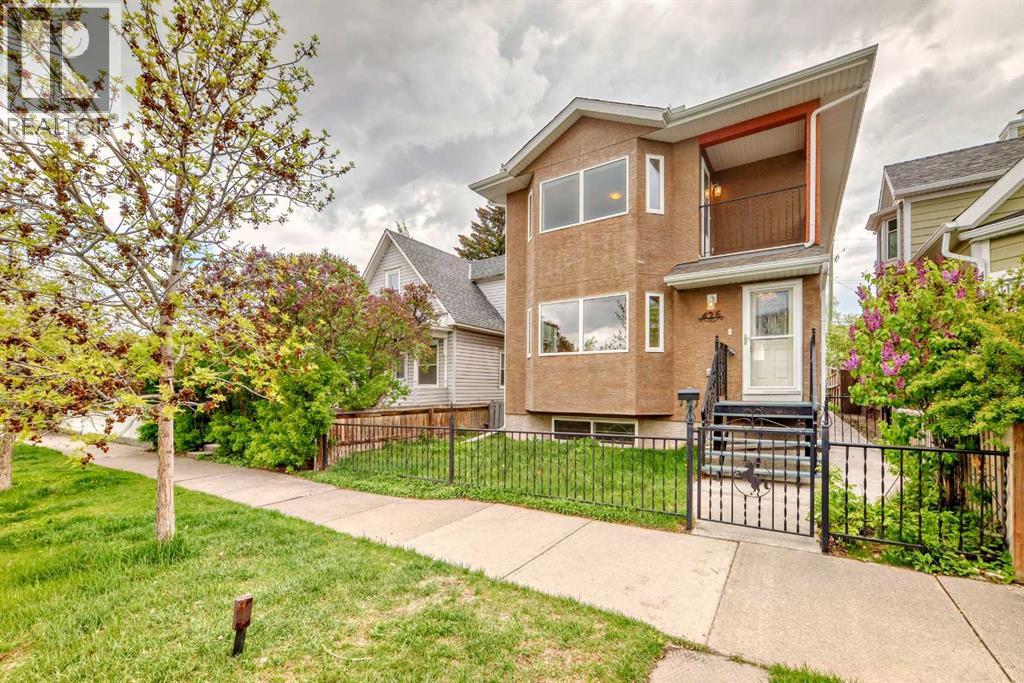 426 7a Street Ne, Calgary, Alberta  T2E 4G1 - Photo 2 - A2254421
