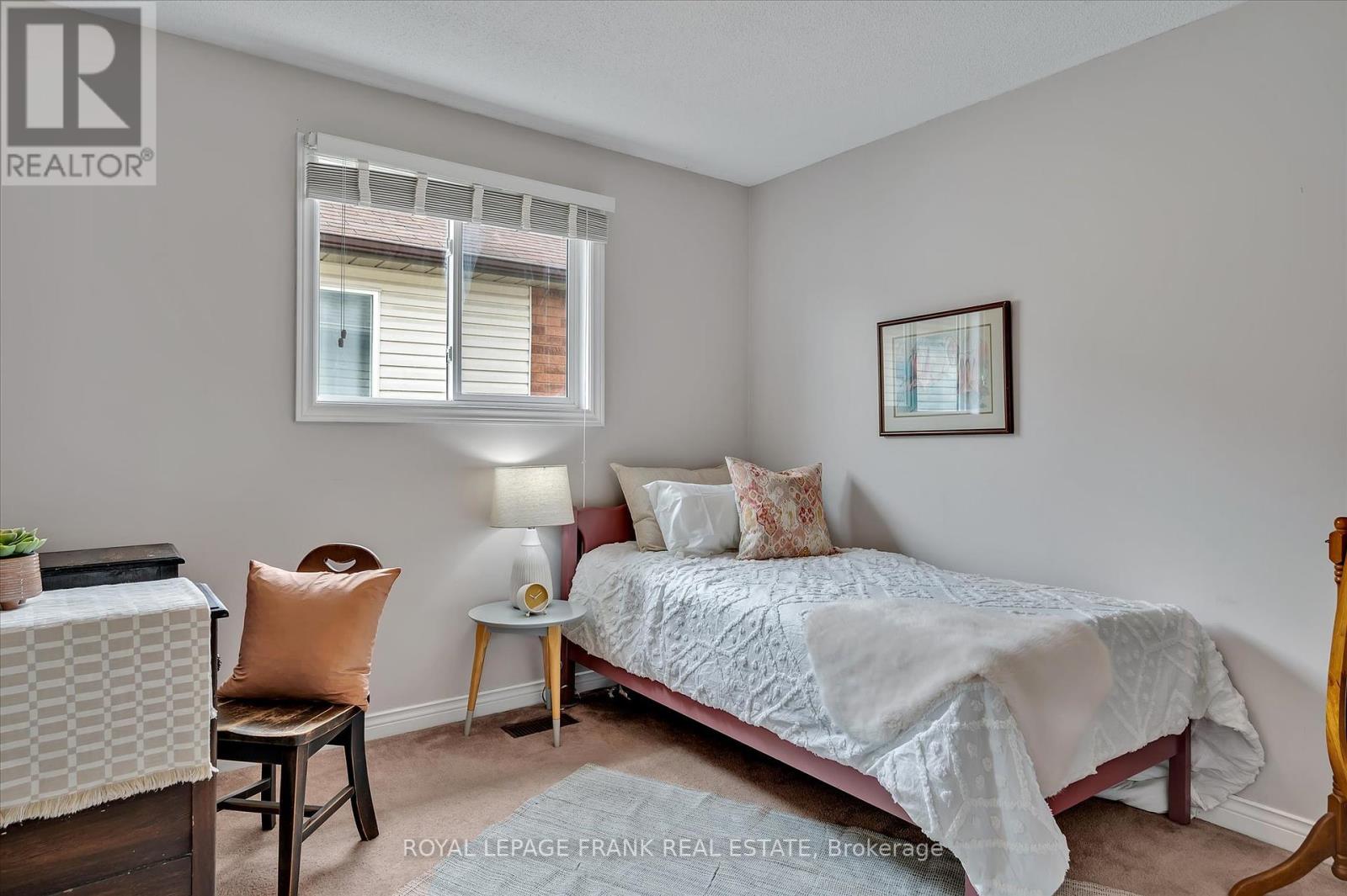 2114 Easthill Drive, Peterborough, Ontario  K9L 1Y8 - Photo 15 - X12418768