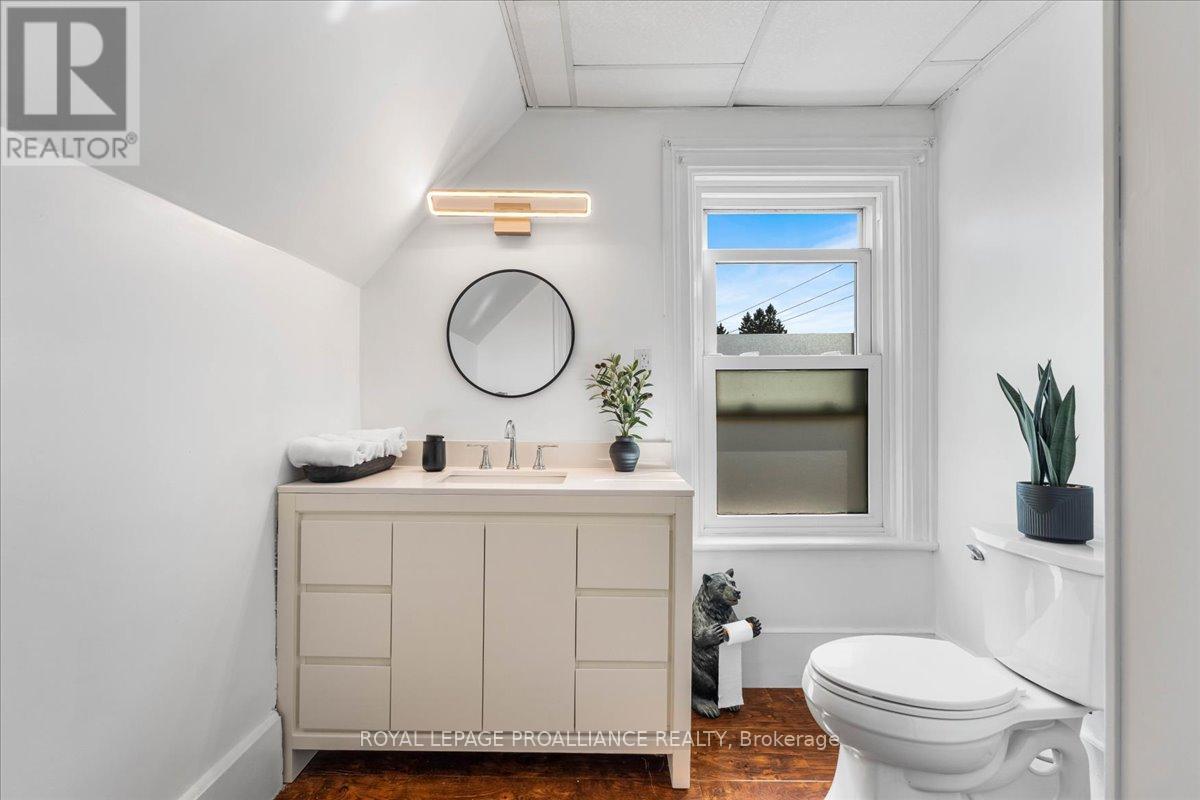 1436 County Road 15, Prince Edward County, Ontario  K0K 2T0 - Photo 24 - X12418821