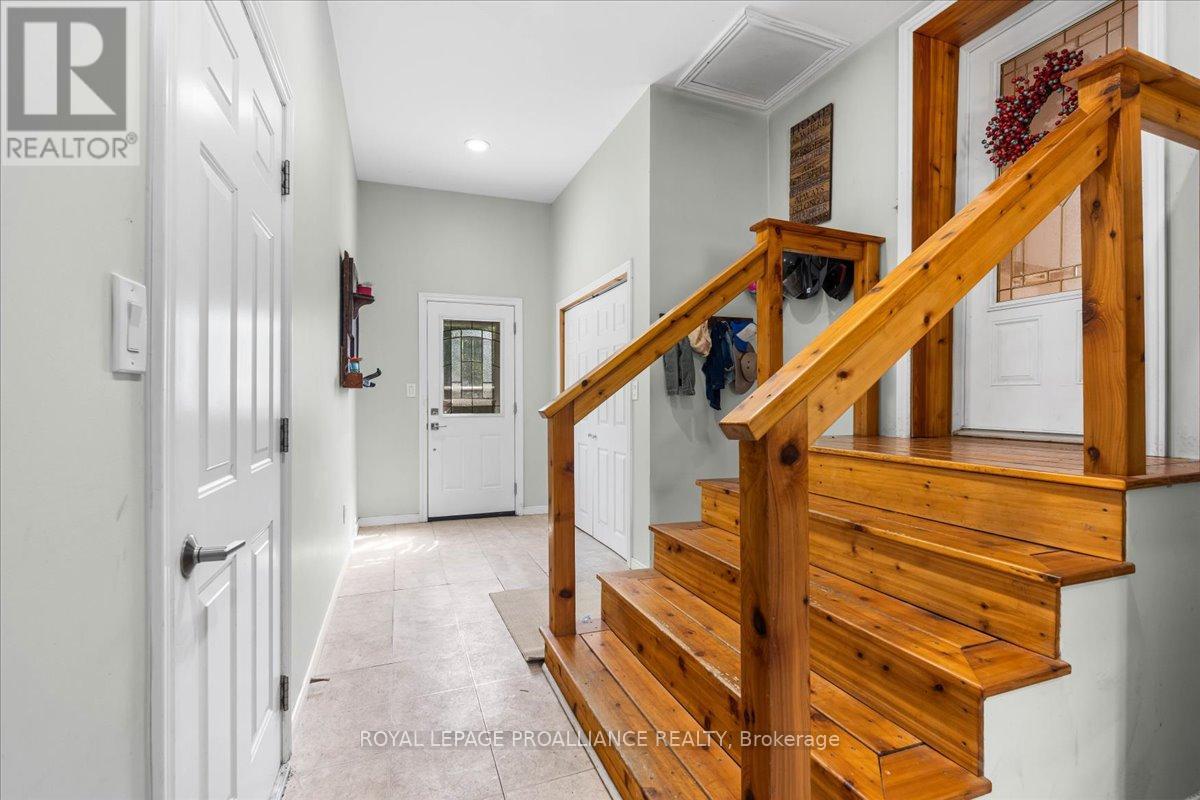 1436 County Road 15, Prince Edward County, Ontario  K0K 2T0 - Photo 6 - X12418821