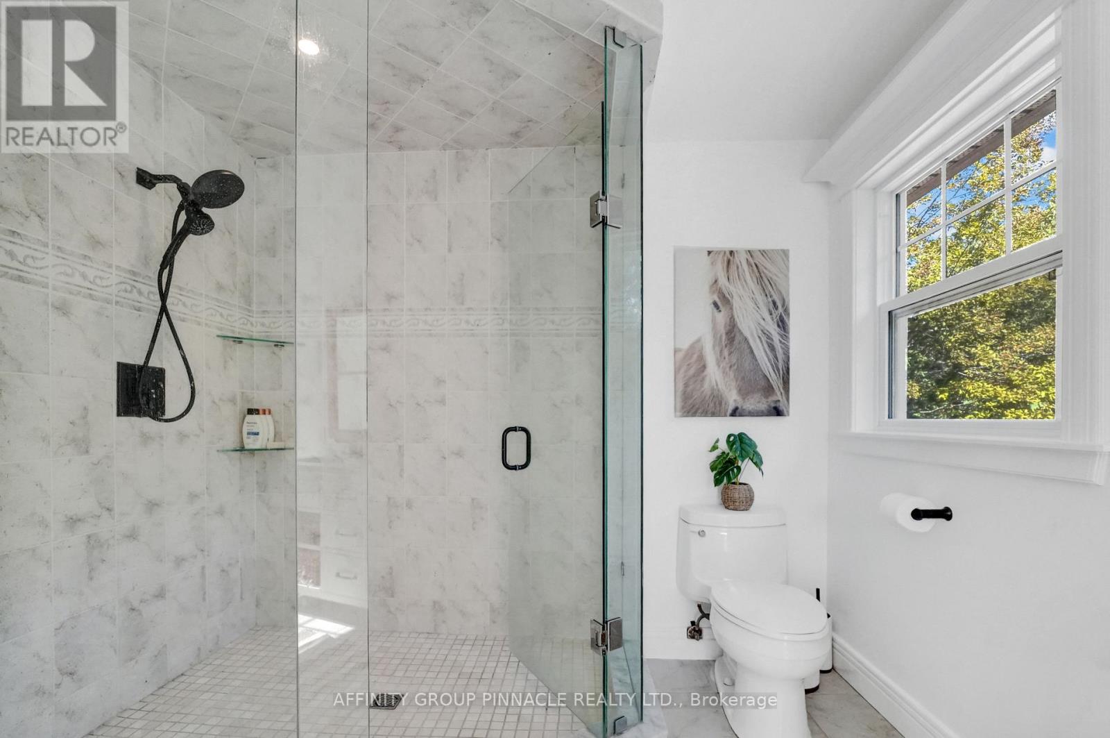 297 St Luke's Road, Kawartha Lakes, Ontario  K9V 4R5 - Photo 24 - X12418837